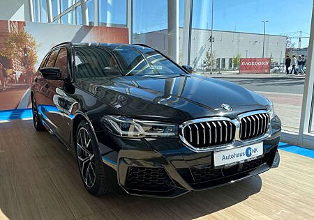 BMW 540 i xDrive M Sport Pano Laser Head-Up ACC AHK