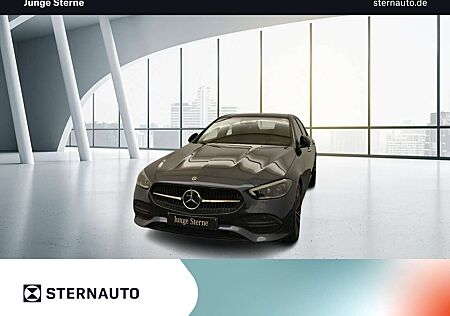 Mercedes-Benz C 300 C 300d F in VIN HinterachsLenk Distro Pano AHK
