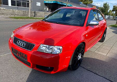 Audi S3 1.8T quattro