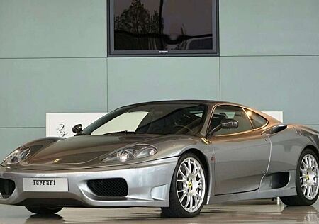 Ferrari 360 CHALLENGE STRADALE Sammlerfahrzeug II FULL CARBON