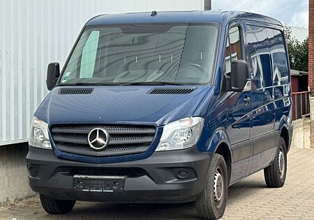 Mercedes-Benz Sprinter II Kasten 210/211 1.Hand*TÜV NEU*3 Sitz