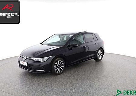 VW Golf Volkswagen VIII 2.0 TDI LIFE HEADUP,KAMERA,MATRIX,PANO