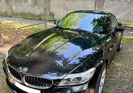 BMW Z4 sDrive20i, schwarz, 77.800km, neuer TÜV