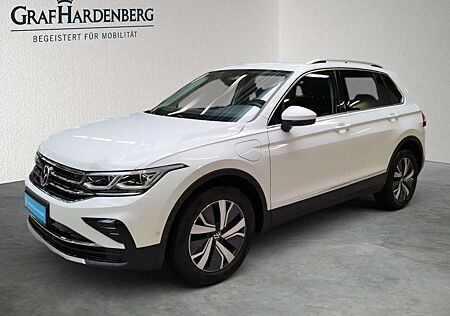 VW Tiguan Volkswagen 1.4 TSI DSG Elegance Matrix ACC AHK