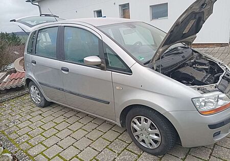 Fiat Idea 1.4 16V Class