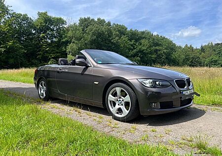 BMW 320i 320 Cabrio Aut.