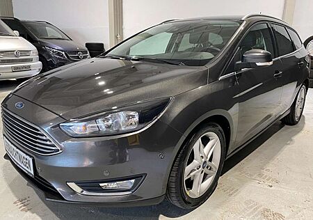 Ford Focus Turnier 1.0 Titanium*Navi*Leder*Klimaaut.*