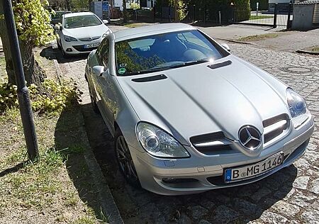 Mercedes-Benz SLK 200