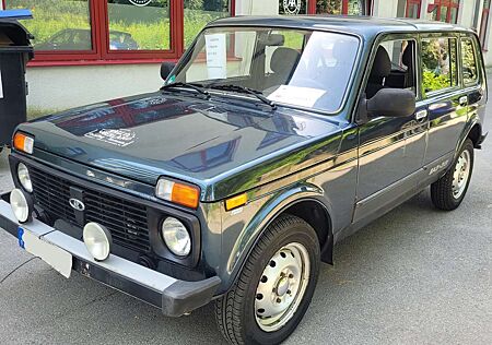 Lada Niva 4x4 Euro 5 +++ 5 Türen