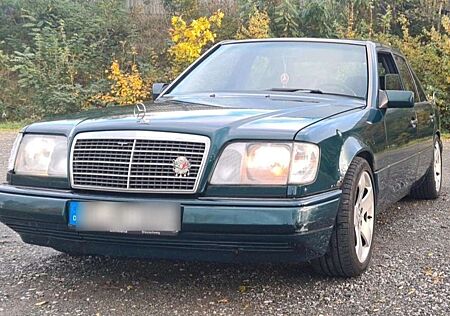 Mercedes-Benz E 220 W124 E220