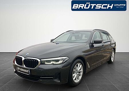 BMW 520 d Touring AUTOMATIK / LEDER / LED / NAVI / SITZHEI