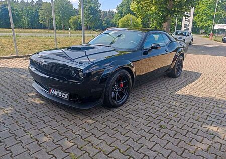 Dodge Challenger R/T Scat Pack Widebody