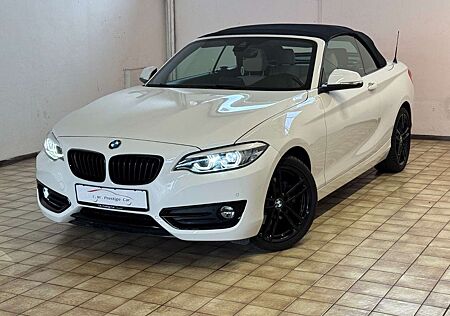 BMW 220 2 Cabrio i Sport Line Aut. Navi Leder LED