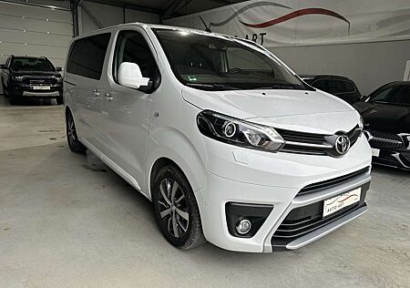 Toyota Pro Ace Proace L1 8Sitzer ACC Leder SHZ Navi CarPl. DAB