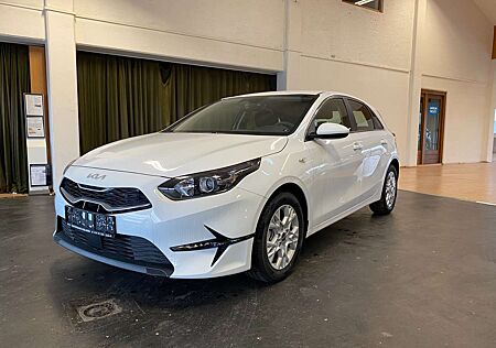 Kia Cee'd Ceed / Vision