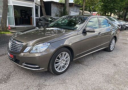 Mercedes-Benz E 300 Lim. BlueTec Hybrid NAVI XENON WEBASTO