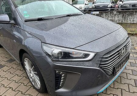 Hyundai Ioniq Premium Hybrid * 1. Hand