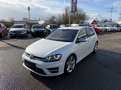 Volkswagen Golf VII Lim R 4Motion DSG LED Navi Kamera Leder