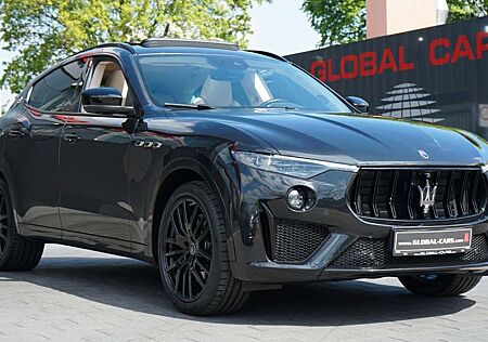 Maserati Levante GTS Q4 V8*PANO*LEDER BEIGE*21"ALU*