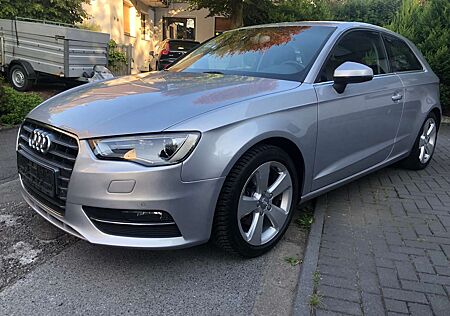 Audi A3 1.2 TFSI S line Sportpaket