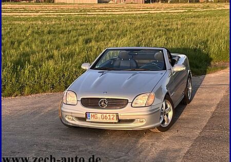 Mercedes-Benz SLK 200 Kompressor Designo in Traumzustand