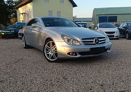 Mercedes-Benz CLS 320 CLS / 350 CDI
