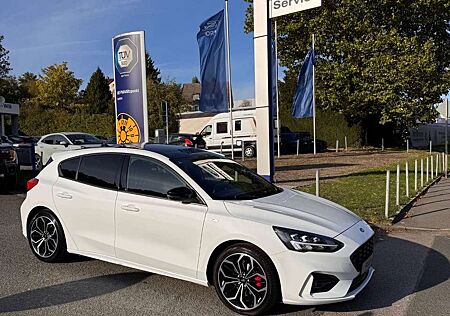 Ford Focus Lim. ST-Line X *Panorama-Dach*Kamera*