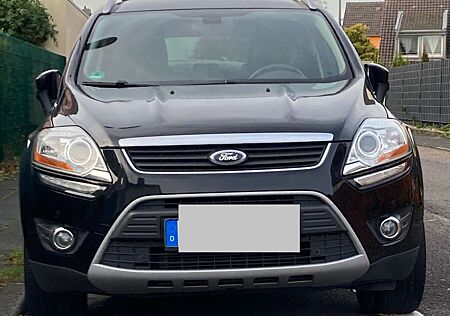 Ford Kuga +2.0+TDCi+2x4+Titanium