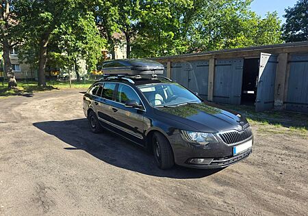 Skoda Superb Combi 2.0 TDI DSG Elegance