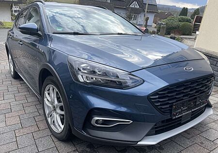 Ford Focus 1.5 EcoBoost Start-Stopp-System Aut. ACTIVE