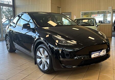 Tesla Model Y Long Range*SHZ+hinten*Autopilot*Pano