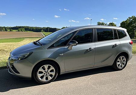 Opel Zafira 1.4 Turbo Style