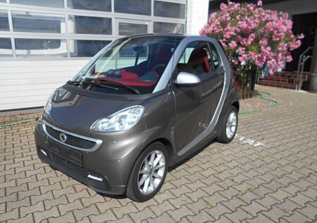Smart ForTwo MHD Passion Automatik /Klima/Servo/Sitzh./DZM/