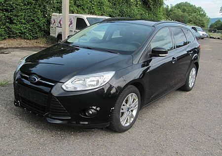 Ford Focus 1.0 EcoBoost Alu/AHK/Klima/PTS
