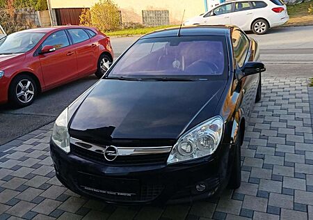 Opel Astra Twin Top 1.8 Edition