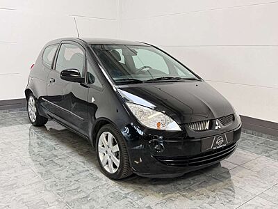 Mitsubishi Colt CZ3 Lim. 3-trg. 1.1 Motion*2.hd*Klima*TÜV