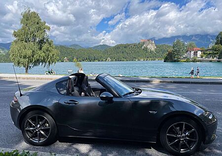 Mazda MX-5 RF / Vollausstattun/ Satz Winterreifen/ Garagefzg