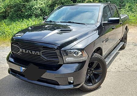Dodge RAM Black Edition