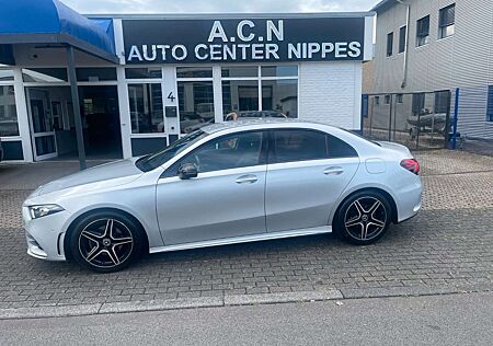 Mercedes-Benz A 180 d AMG Kamera Leder LED Navi Night-Paket
