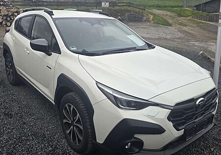 Subaru Crosstrek Hybrid 2.0ie Comfort *8 fach bereift * AHK