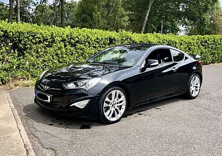 Hyundai Genesis Coupe 2.0 T Automatik
