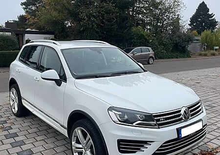 VW Touareg Volkswagen 3.0 V6 TDI Automatik R Line 21 Zoll