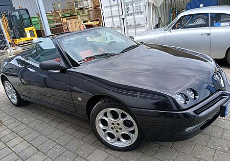 Alfa Romeo Spider 2.0 Edizione Sportiva, orig. 14500 km!!! f. Museum