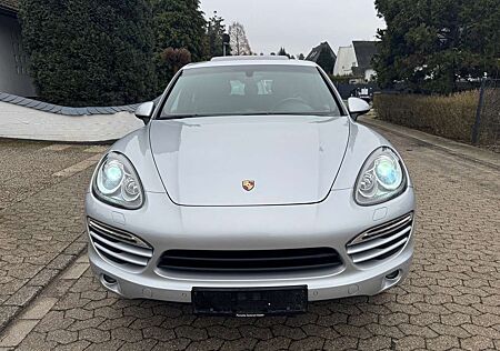 Porsche Cayenne STANDHEIZUNG EGHD XENON LEDER NAVI 20ZOLL 1.HAND