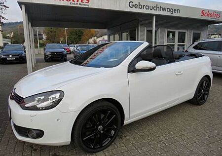 VW Golf Cabriolet Volkswagen CUP DYNAUDIO DSG LEDER RFK DCC NAVI XENON SHZ ...