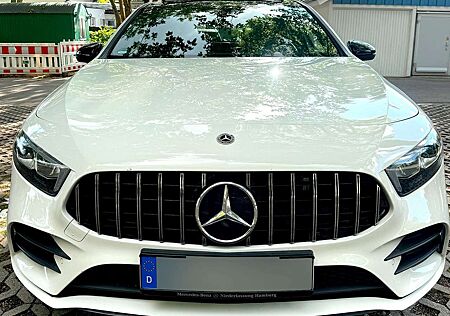 Mercedes-Benz A 250 e 8G-DCT AMG Line