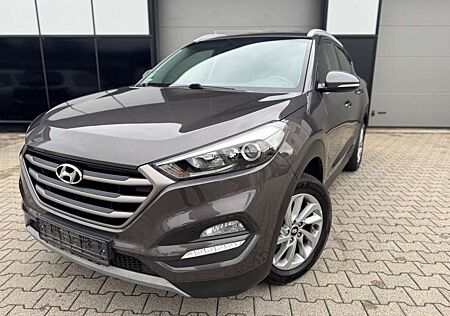 Hyundai Tucson blue Advantage