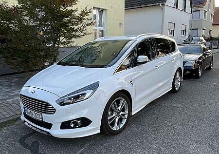 Ford S-Max 2.0 TDCi Aut. Allrad Titanium