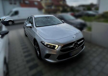 Mercedes-Benz A 180 d 7G-DCT