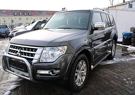 Mitsubishi Pajero 3.2 DI-D Instyle Top VOLL*7-Sitzer*Top Zustand